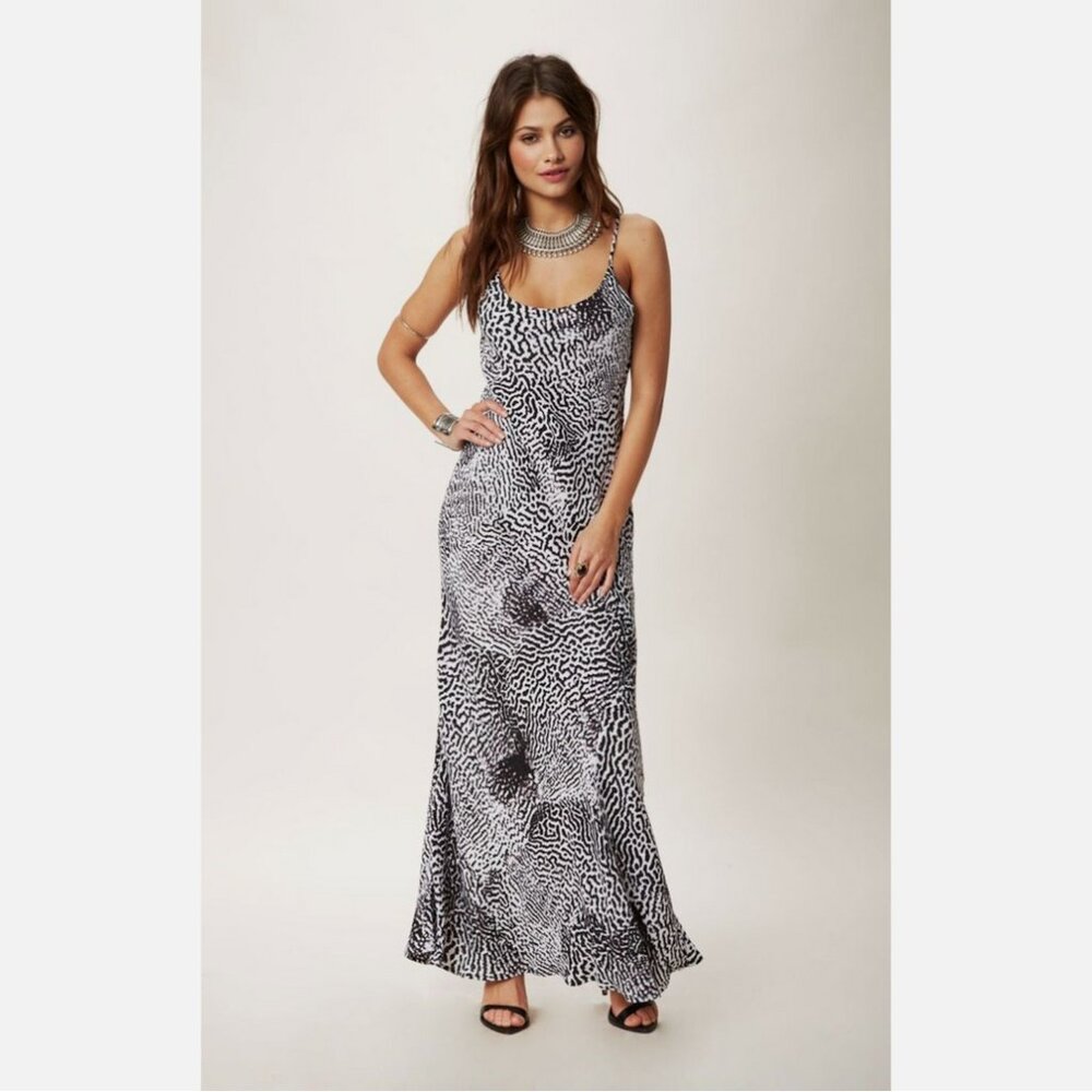 NWOT Planet Blue Blu Moon Animal Print Maxi Dress